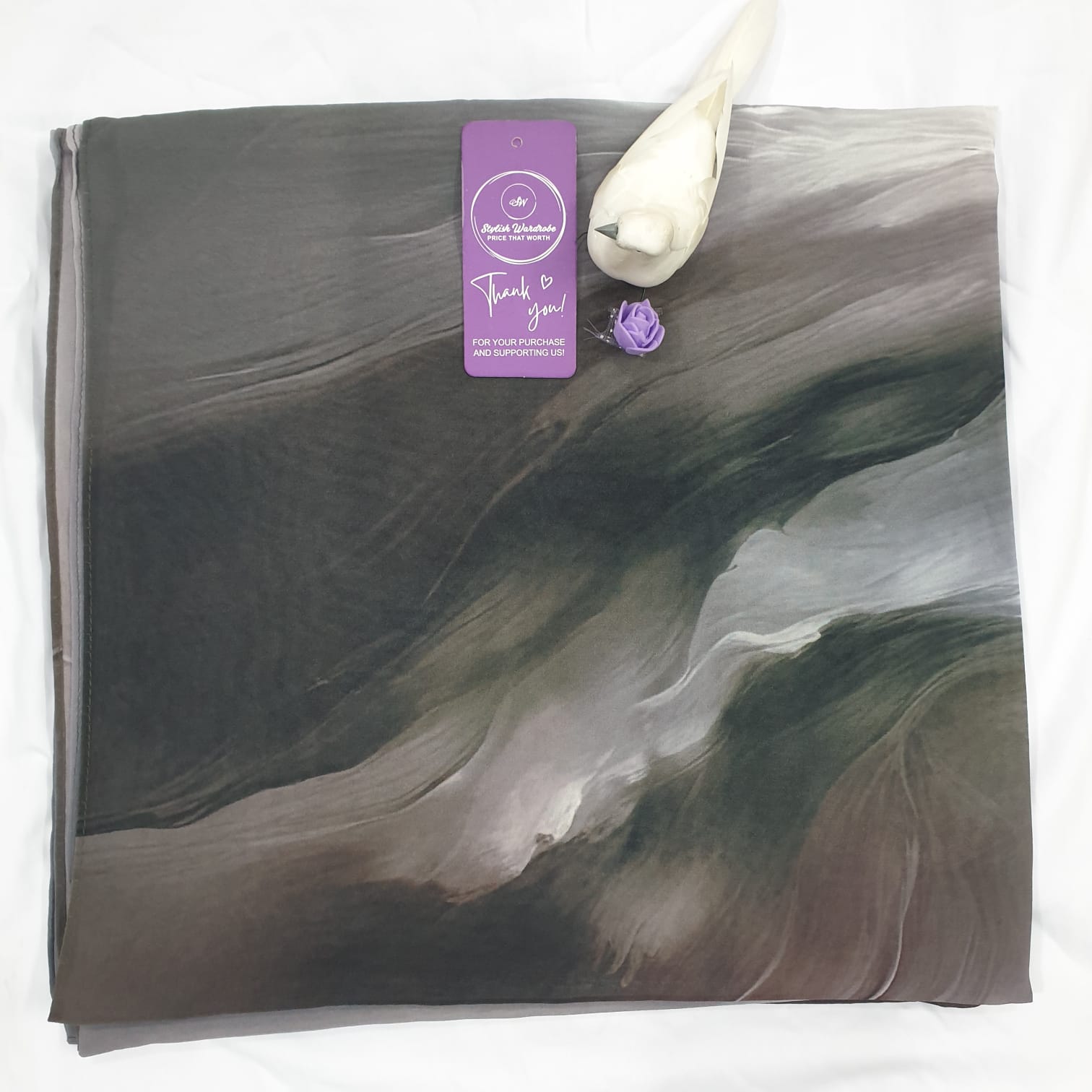 Georgette Triangle Printed Scarf - Image 11